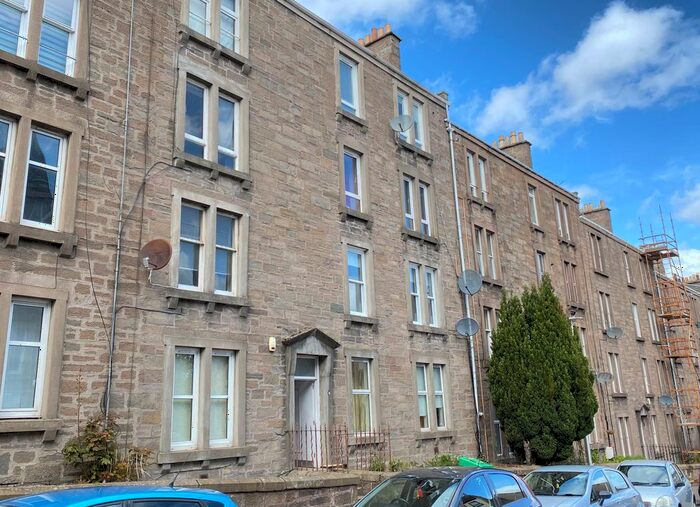 2 Bedroom Flat To Rent In Forest Park Road, Dundee, DD1