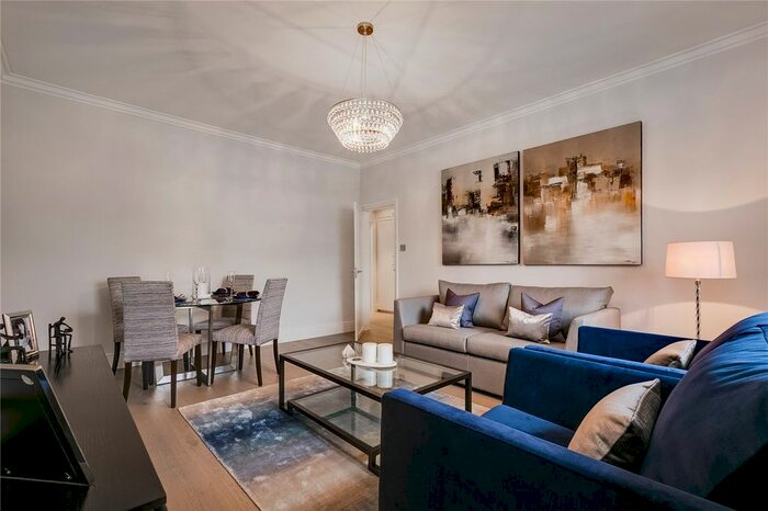 1 Bedroom Flat To Rent In Cadogan Place, Knightsbridge, SW1X