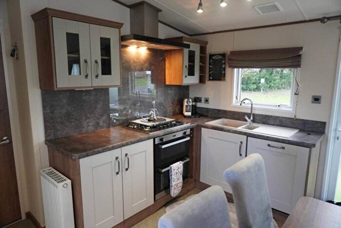2 Bedroom Caravan For Sale In Dalton On Tees, North Yorkshire, DL2
