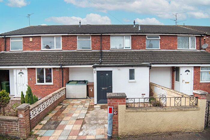 3 Bedroom Terraced House To Rent In Albert Road, Wellingborough, NN8