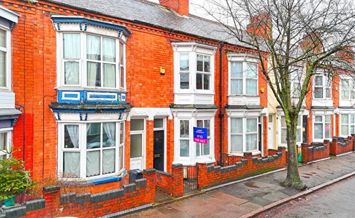 2 Bedroom Terraced House For Sale In Beaconsfield Road, Westcotes, Leicester, LE3