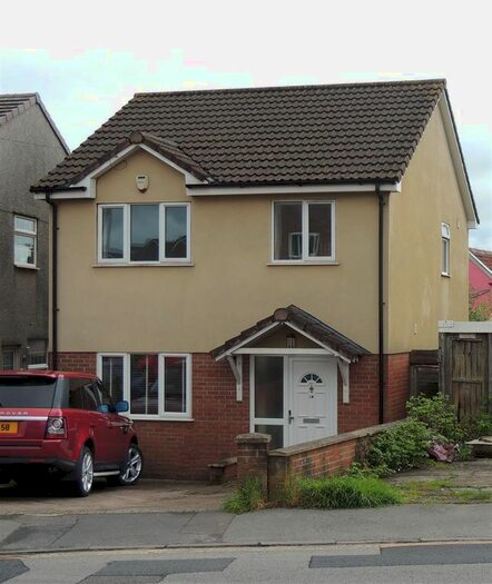 3 Bedroom Detached House To Rent In Brook Road, Fishponds, Bristol, BS5