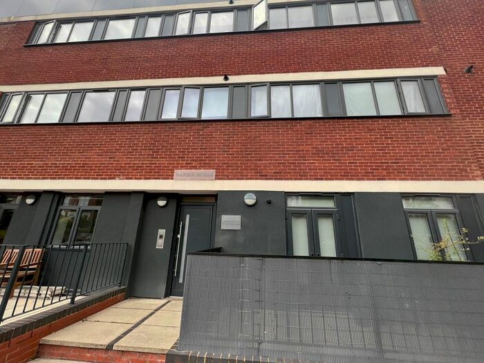 1 Bedroom Flat To Rent In Napier Road, Luton, LU1