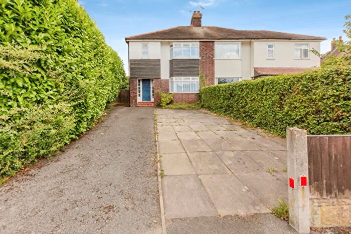3 Bedroom Semi-Detached House For Sale In Sweettooth Lane, Sandbach, Cheshire, CW11