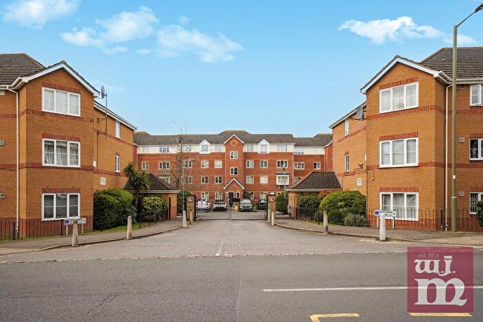 Studio To Rent In Dairyman Close, Cricklewood, NW2