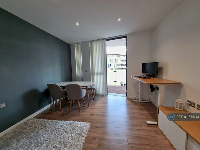 1 Bedroom Flat To Rent In Sequoia House, London, SE16