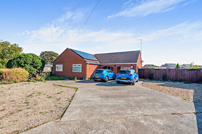 4 Bedroom Detached Bungalow For Sale In Station Road, PE34