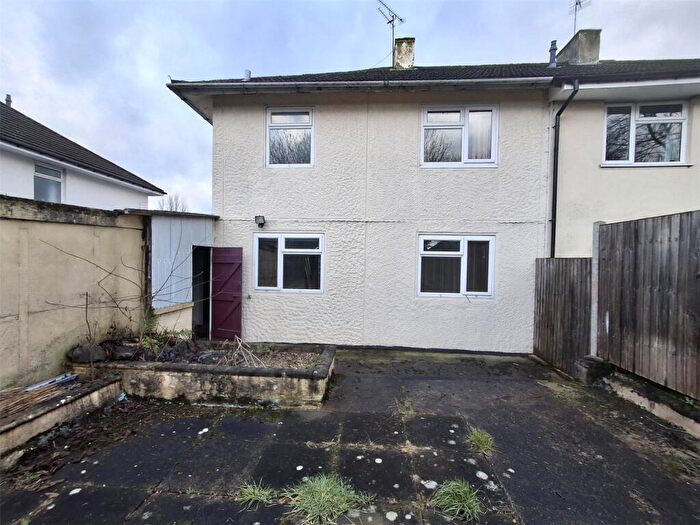 3 Bedroom Semi-Detached House For Sale In , Wilton Avenue, Kidderminster, DY11