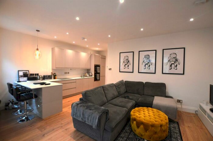 2 Bedroom Apartment To Rent In Cold Bath Road, Harrogate, HG2