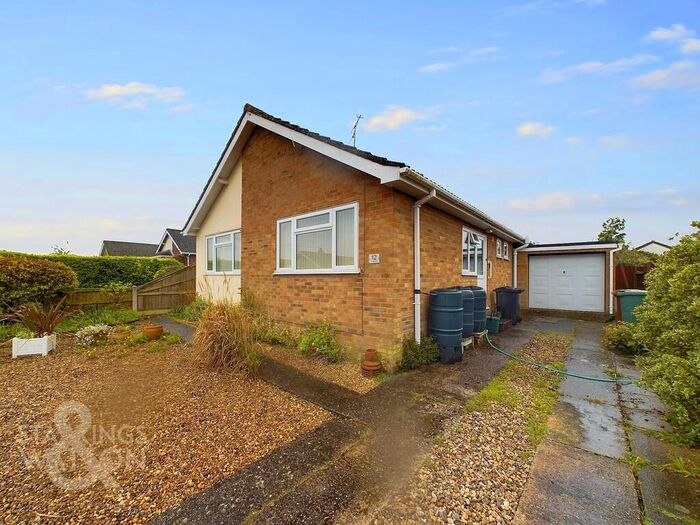 3 Bedroom Detached Bungalow For Sale In Highefield, Little Plumstead, Norwich, NR13