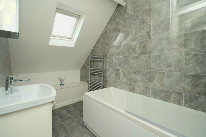 5 Bedroom Terraced House To Rent In Botley Road, Botley, OX2