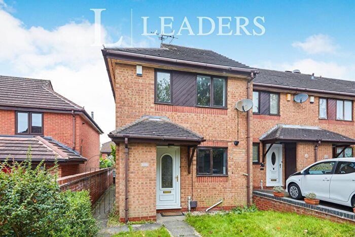 3 Bedroom Semi-Detached House To Rent In Lydstep Close, Oakwood, DE21