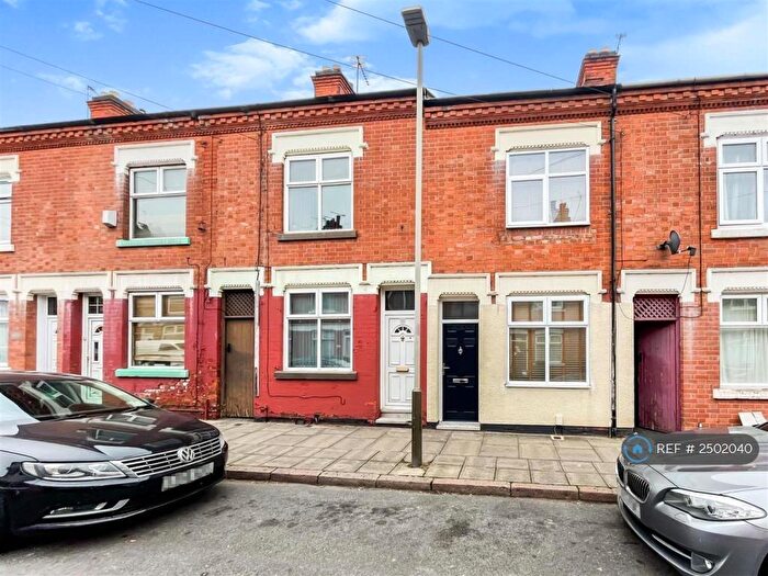 2 Bedroom Terraced House To Rent In Tudor Road, Leicester, LE3