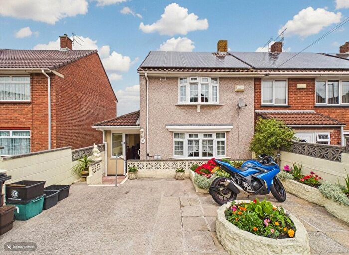 2 Bedroom End Of Terrace House For Sale In Culverwell Road, Bristol, BS13