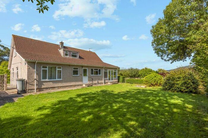 4 Bedroom Detached House For Sale In BetweenWedmore & Axbridge, BS26