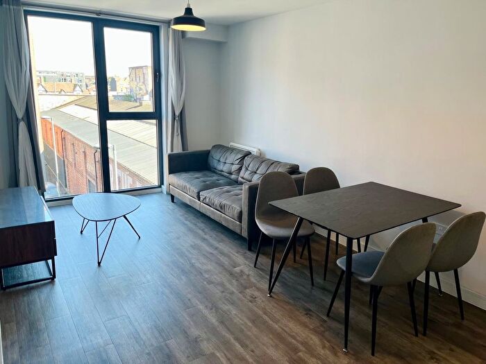2 Bedroom Property To Rent In Bradford Street, Birmingham, B12