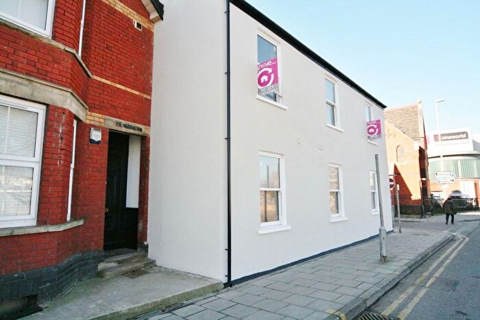 1 Bedroom Studio To Rent In Bennington Street, Cheltenham, GL50