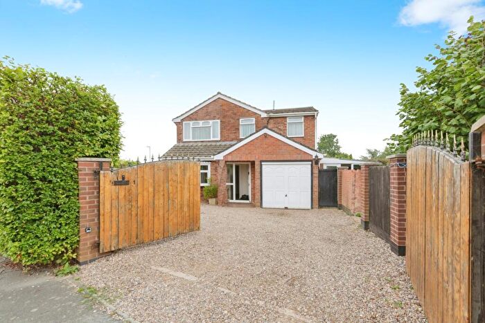 4 Bedroom Detached House For Sale In Farndon Drive, Leicester, Leicestershire, LE9