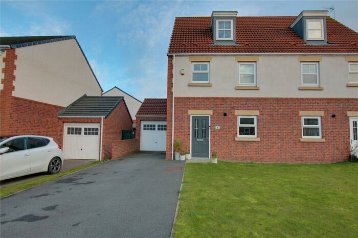 4 Bedroom Semi-Detached House To Rent In Mulberry Drive, Spennymoor, DL16