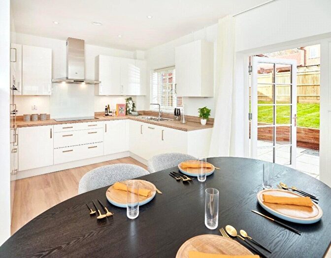 4 Bedroom Detached House For Sale In The Brooks, Clayhill Road, Burghfield Common, Reading, RG7