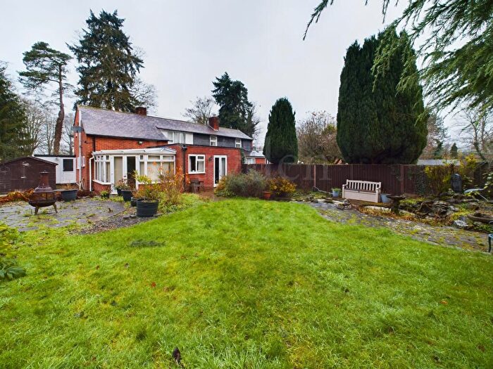 2 Bedroom Semi-Detached House For Sale In Areley Lane, Stourport On Severn, DY13