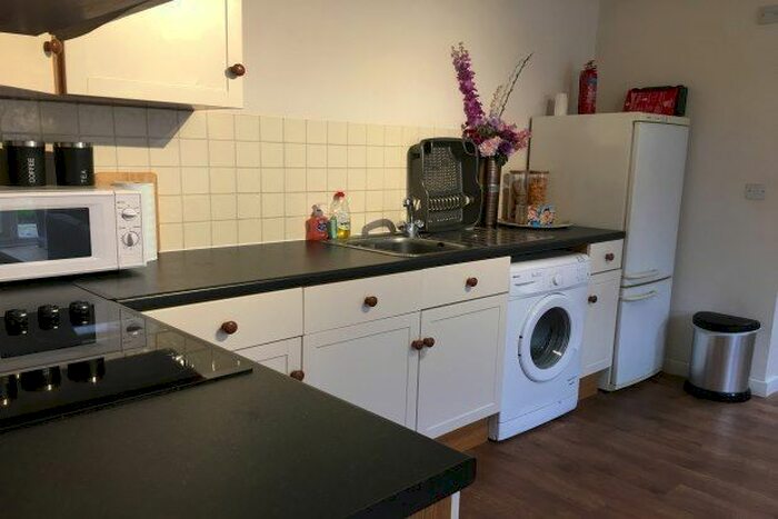 2 Bedroom Flat To Rent In London Road, Oxford, OX3