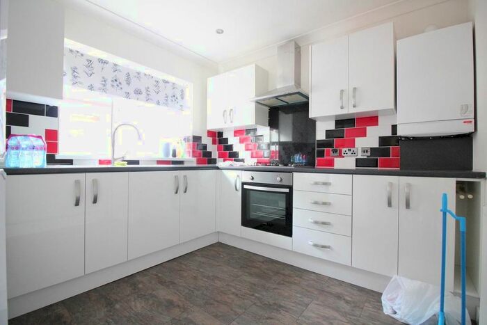 3 Bedroom Property To Rent In Osterley Park View Road, London, W7
