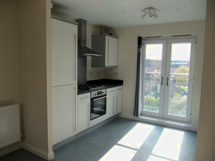 2 Bedroom Apartment To Rent In Sinclair Drive, Basingstoke, RG21