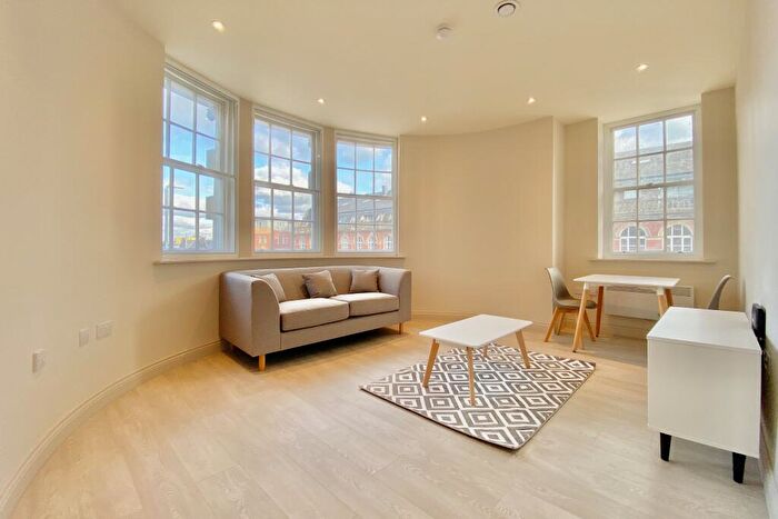 1 Bedroom Apartment To Rent In Centenary House, North Street, Leeds, West Yorkshire, LS2