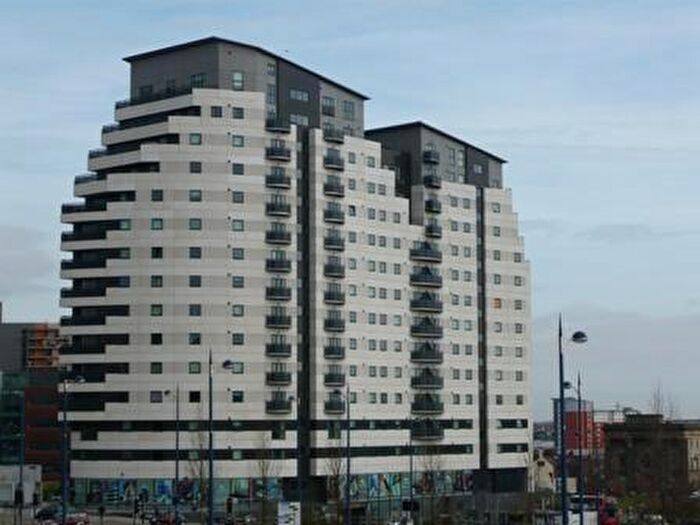 1 Bedroom Apartment For Sale In Masshouse Plaza, Moor Street - E Compliant, WS1