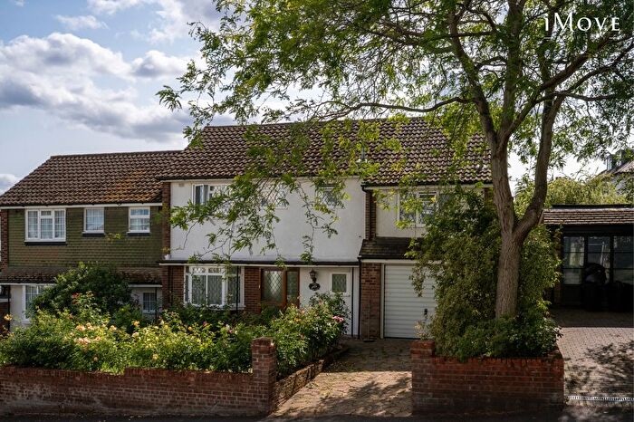 4 Bedroom Semi-Detached House For Sale In Tudor Place, Belvedere Road, London, SE19