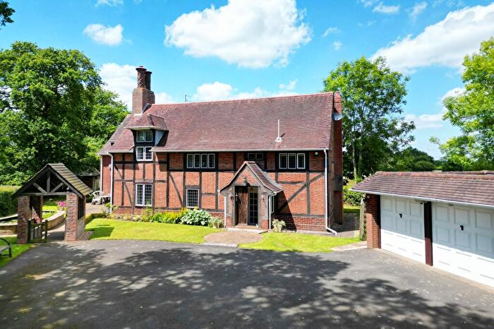 4 Bedroom Detached House For Sale In Meer End Road, Honiley, CV8