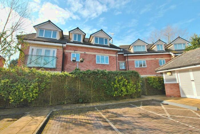 2 Bedroom Apartment To Rent In Spring Court, Radcliffe Road, West Bridgford, NG2