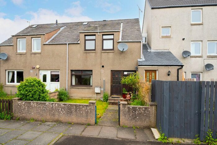 3 Bedroom Terraced House For Sale In Roselea Gardens, Ladybank, KY15