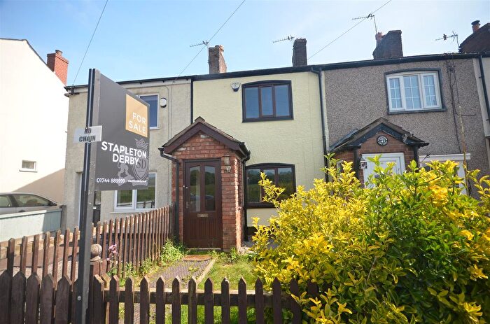 2 Bedroom Cottage For Sale In Bushey Lane, Rainford, St. Helens, WA11