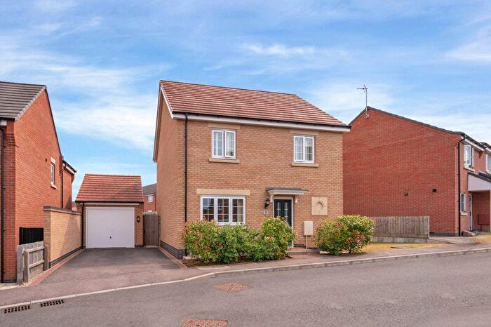 3 Bedroom Detached House For Sale In Jasmine Way, Thurnby, LE7