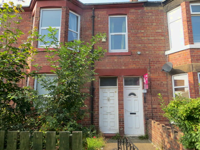 3 Bedroom Flat To Rent In Spencer Street, Heaton, Newcastle Upon Tyne, NE6