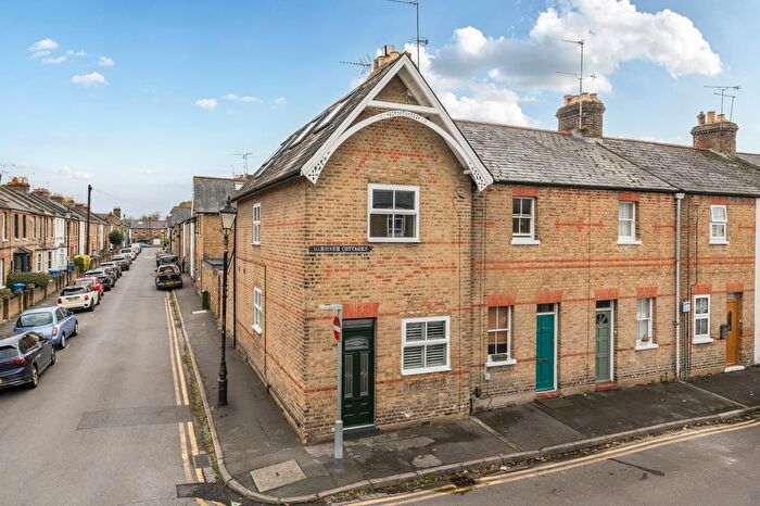 3 Bedroom End Terrace House For Sale In Duke Street, Windsor, SL4