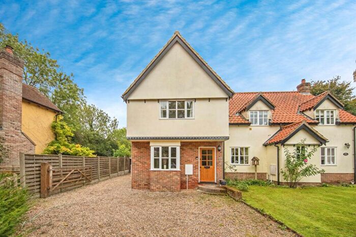 3 Bedroom Semi-Detached House For Sale In Chequers Lane, Glemsford, Sudbury, CO10