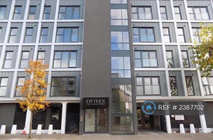 2 Bedroom Flat To Rent In The High Street, Kings Heath, Birmingham, B14