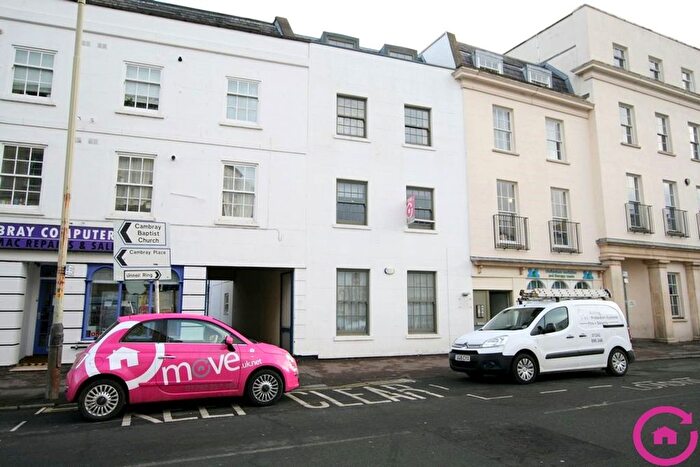 2 Bedroom Flat To Rent In - Bath Street, Cheltenham, GL50