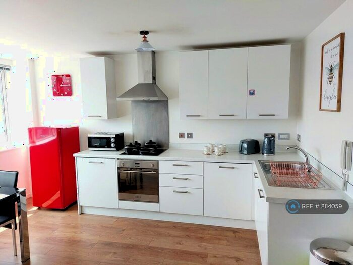 1 Bedroom Flat To Rent In Marco Island, Nottingham, NG1