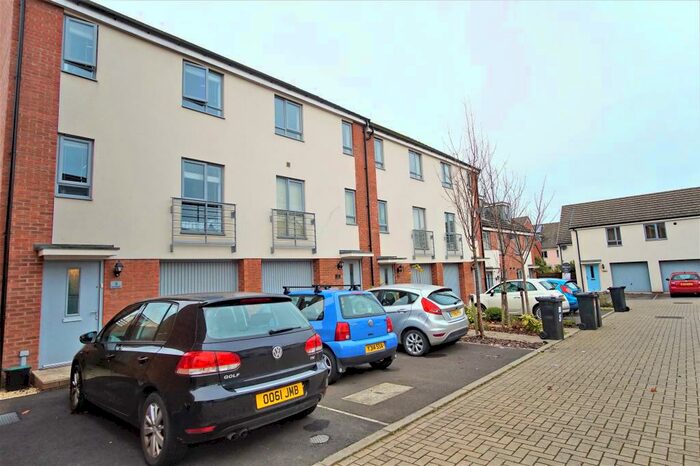 6 Bedroom Town House To Rent In Barnwood, Cheswick Village, Bristol, BS16