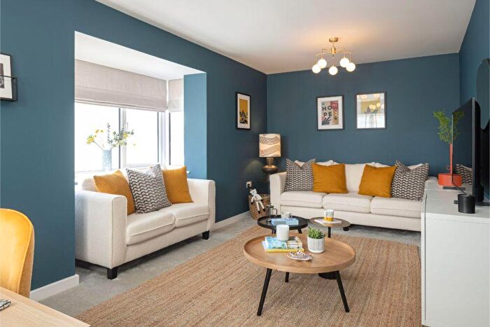 3 Bedroom Semi Detached House For Sale In Off Patterdown Road, Chippenham, Wiltshire, SN15