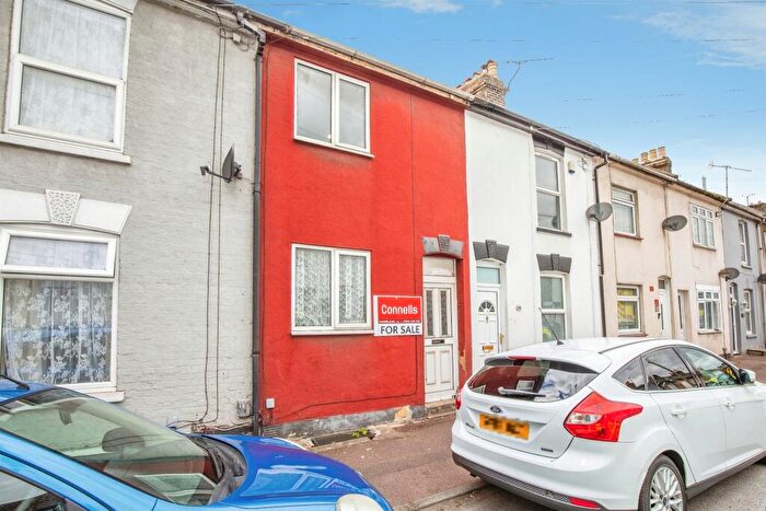 2 Bedroom Terraced House For Sale In Thorold Road, Chatham, ME5