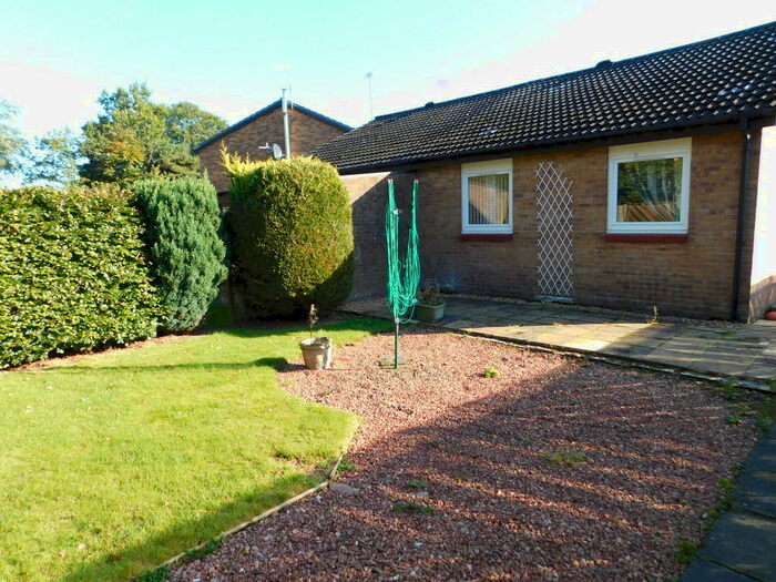 2 Bedroom Semi-Detached Bungalow To Rent In East Bankton Place, EH54
