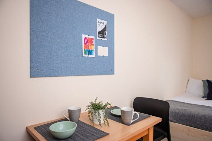 Studio To Rent In Creek Road, London, SE8