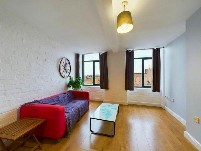 2 Bedroom Flat To Rent In Equity Chambers, Piccadilly, Bradford, West Yorkshire, BD1