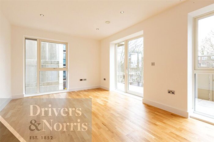 1 Bedroom Apartment To Rent In Dalmany Road, Holloway, London, N7
