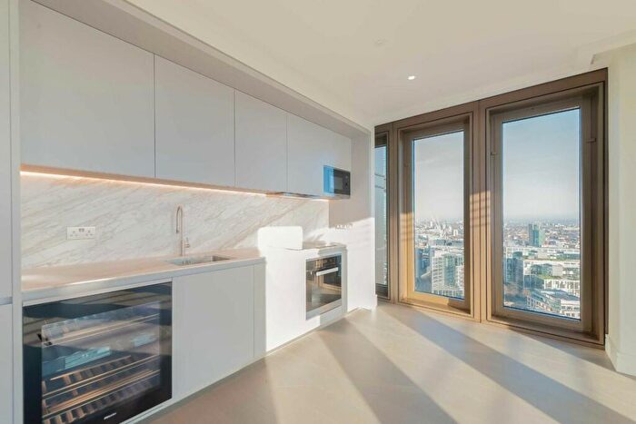 2 Bedroom Flat To Rent In One Bishopsgate Plaza, City, EC2M